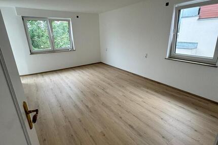 Wohnung Günzburg - 3 Zimmer, 78 m&sup2;, 1.100&euro; | Angebot:25990589