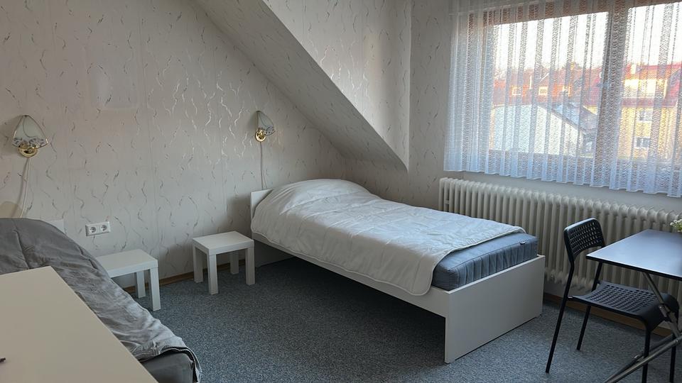 Wohnen auf Zeit Bruchsal - 20&euro; | Angebot:26469785