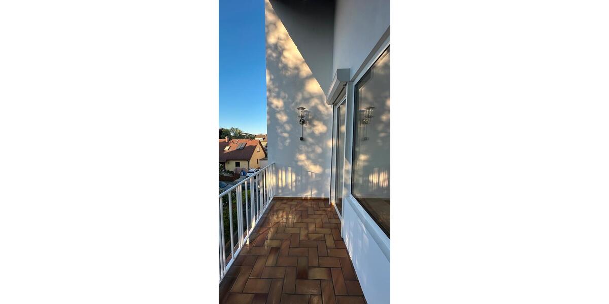 Dachgeschoßwohnung Eltville am Rhein Erbach - 3 Zimmer, 90 m&sup2;, 1.150&euro; | Angebot:26554702