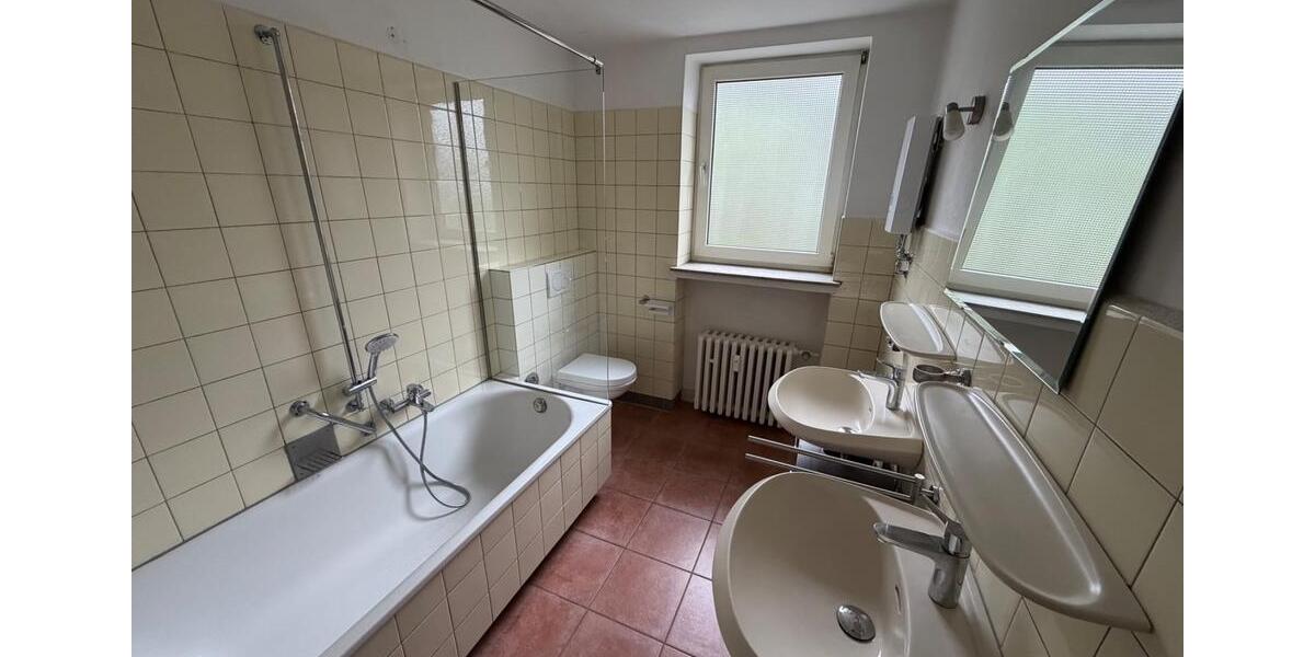 Etagenwohnung Gütersloh - 3 Zimmer, 84 m&sup2;, 750&euro; | Angebot:26573010