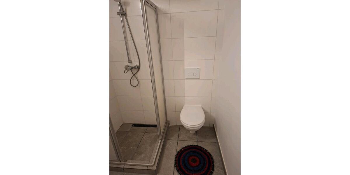 Wohnen auf Zeit Biebertal - 9 Zimmer, 15 m&sup2;, 399&euro; | Angebot:26120215