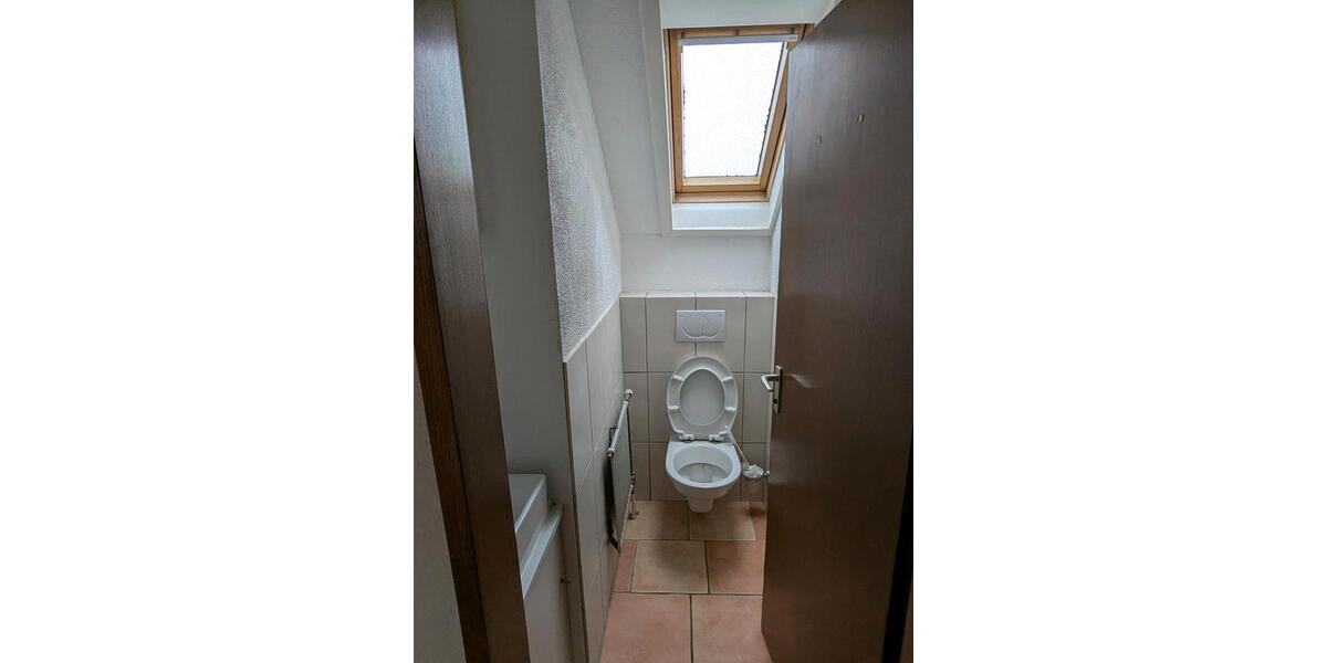 Dachgeschoßwohnung Lauchheim - 3 Zimmer, 76 m&sup2;, 620&euro; | Angebot:25350375