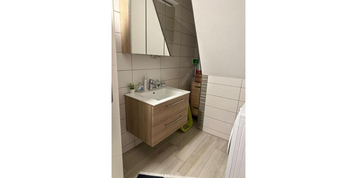 Dachgeschoßwohnung Kornwestheim - 2 Zimmer, 55 m&sup2;, 980&euro; | Angebot:26147811