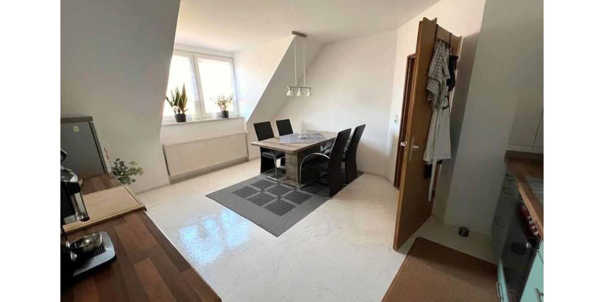 Dachgeschoßwohnung Leer (Ostfriesland) - 2 Zimmer, 71 m&sup2;, 695&euro; | Angebot:26662393