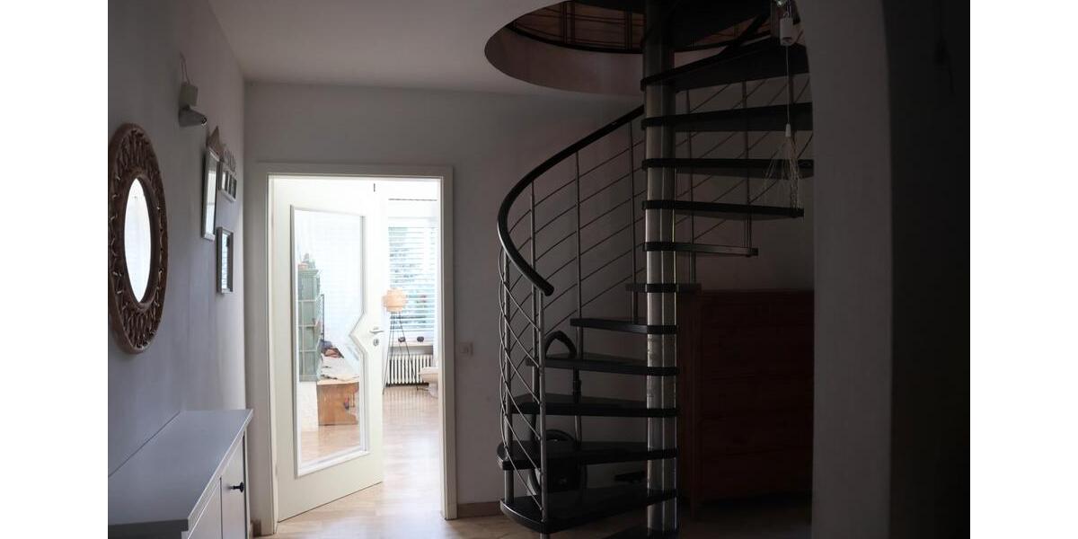 Mehrfamilienhaus, Wohnhaus Möhrendorf - 6.5 Zimmer, 198 m&sup2;, 2.090&euro; | Angebot:26306262