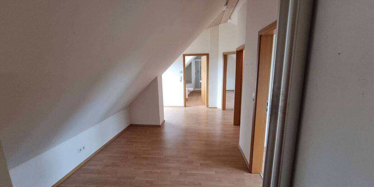 DG Wohnung mit 2 Balkone im Hofbauernhaus (8 & 9) 3 zimmer