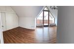 Dachgeschoßwohnung Bad Neustadt an der Saale - 3 Zimmer, 110 m&sup2;, 700&euro; | Angebot:25549110