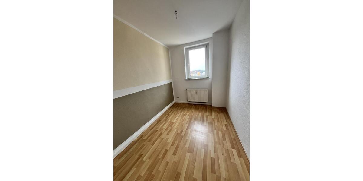 Etagenwohnung Mittweida - 2 Zimmer, 32 m&sup2;, 260&euro; | Angebot:25974121