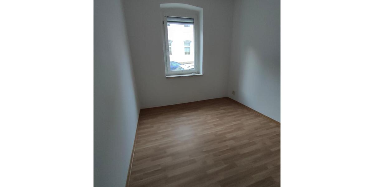 Erdgeschoßwohnung Apolda - 2 Zimmer, 66 m&sup2;, 480&euro; | Angebot:26056116