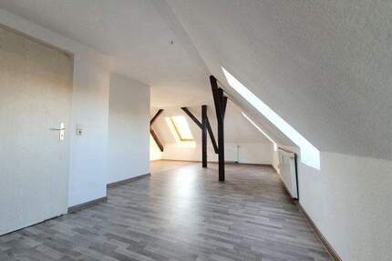 kleine 1- RWE im Dachgeschoss - Maisonette - mit Blick ins Zittauer Gebirge ! 1 zimmer