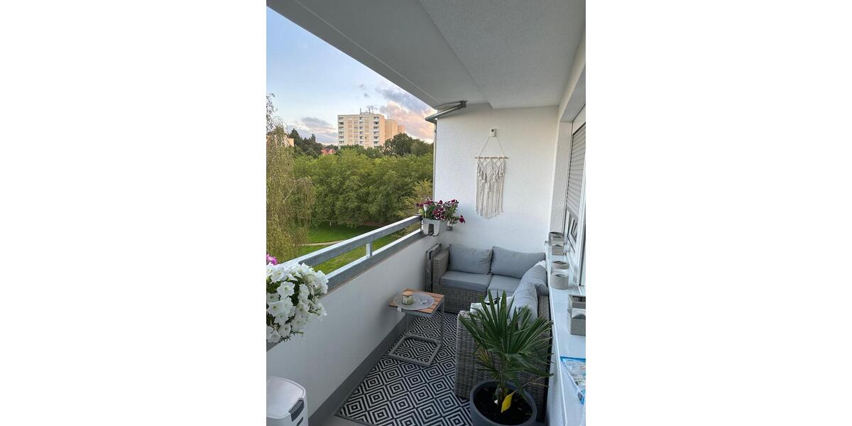 Etagenwohnung Neunkirchen Kohlhof - 4 Zimmer, 89 m&sup2;, 800&euro; | Angebot:24745400