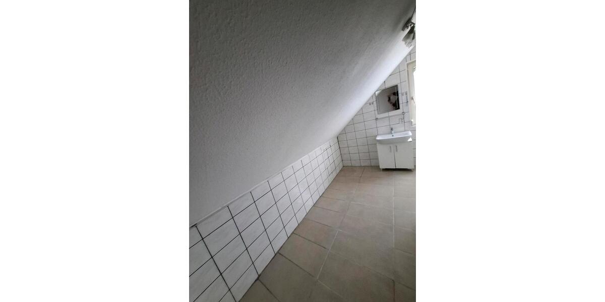 Dachgeschoßwohnung Langfurth - 3.5 Zimmer, 75 m&sup2;, 750&euro; | Angebot:26482746