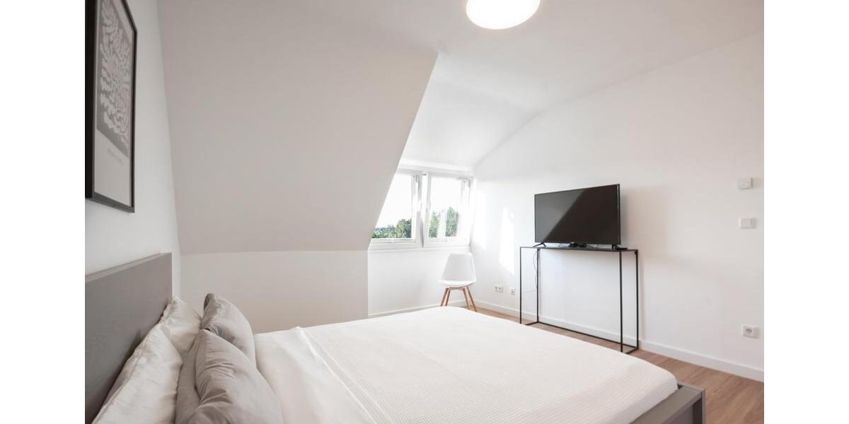 Wohnen auf Zeit Düsseldorf Stadtbezirk 6 - 3 Zimmer, 90 m&sup2;, 1.800&euro; | Angebot:25883863