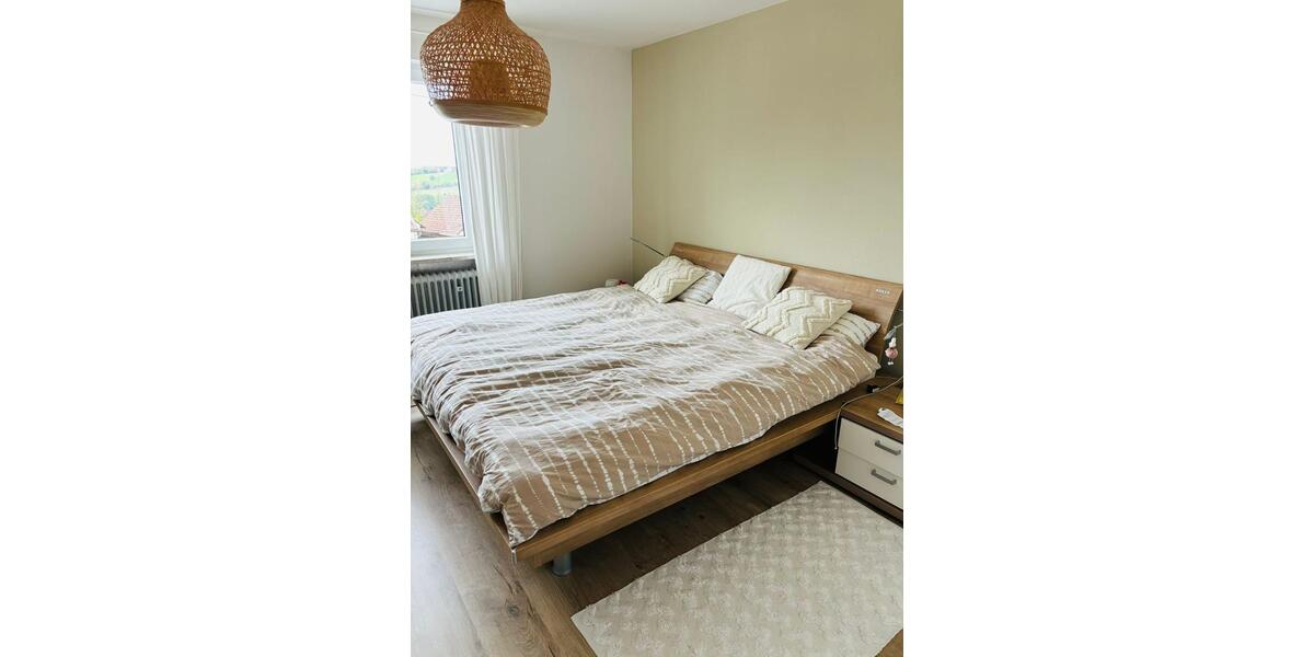 Etagenwohnung Marxheim - 4 Zimmer, 105 m&sup2;, 675&euro; | Angebot:26234740