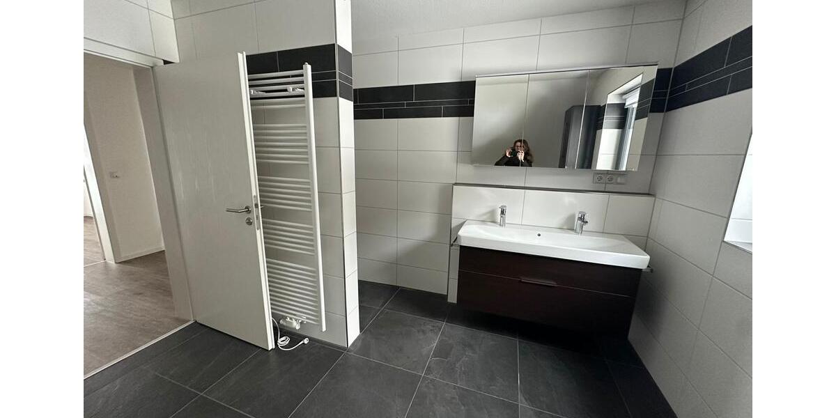 Etagenwohnung Forchheim - 5 Zimmer, 125 m&sup2;, 2.100&euro; | Angebot:24976698