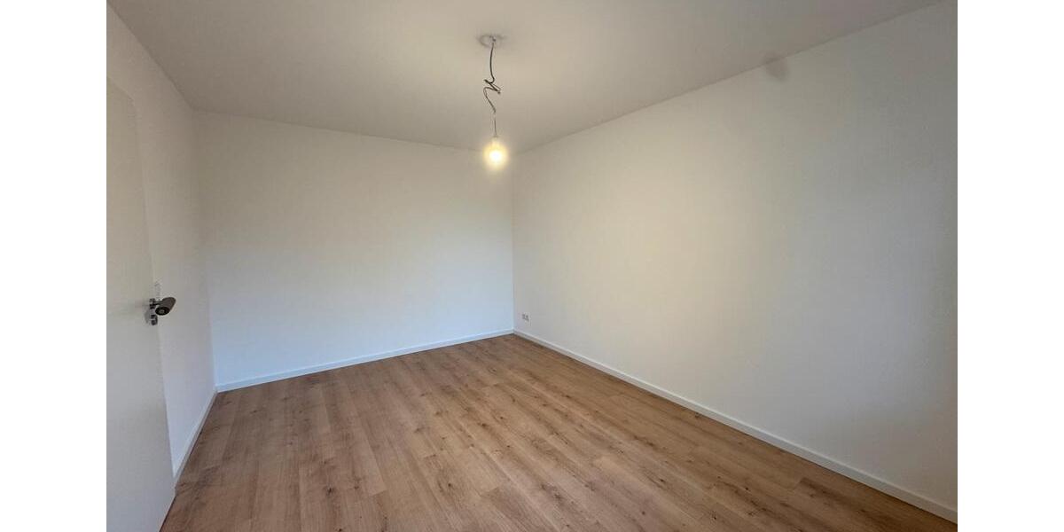 Erdgeschoßwohnung Faßberg - 4 Zimmer, 120 m&sup2;, 1.200&euro; | Angebot:24466650