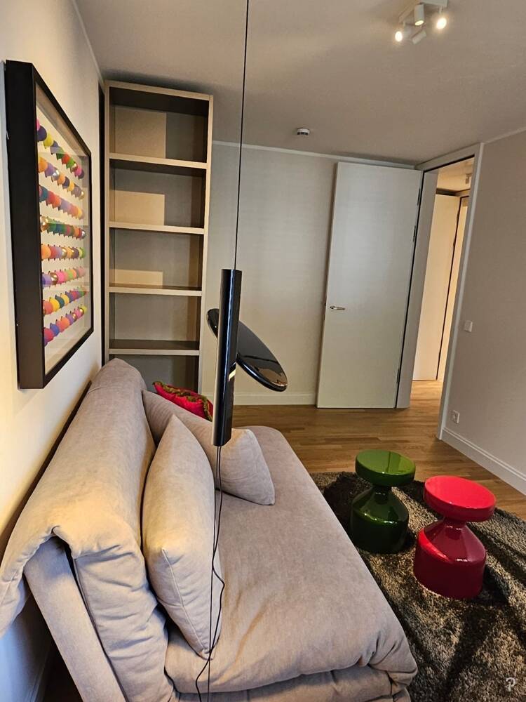 Inselstraße - Luxuriöse 4 Zimmer-Wohnung vollmöbliert mit Blick in den Hofgarten