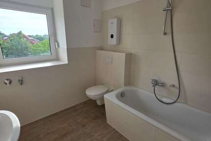 Wohnung Bitterfeld Bitterfeld - 3 Zimmer, 67 m&sup2;, 501&euro; | Angebot:26904331