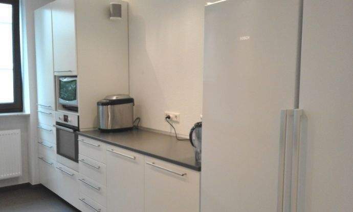 Etagenwohnung Düsseldorf Kaiserswerth - 5 Zimmer, 160 m&sup2;, 2.550&euro; | Angebot:25109283