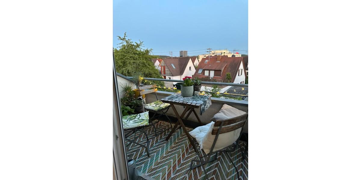 Dachgeschoßwohnung Sindelfingen Sindelfingen (Stadt) - 2.5 Zimmer, 52 m&sup2;, 1.100&euro; | Angebot:26582432