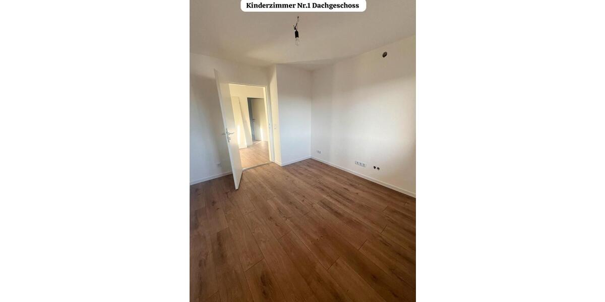 Dachgeschoßwohnung Straubing - 4 Zimmer, 95 m&sup2;, 1.045&euro; | Angebot:26459615