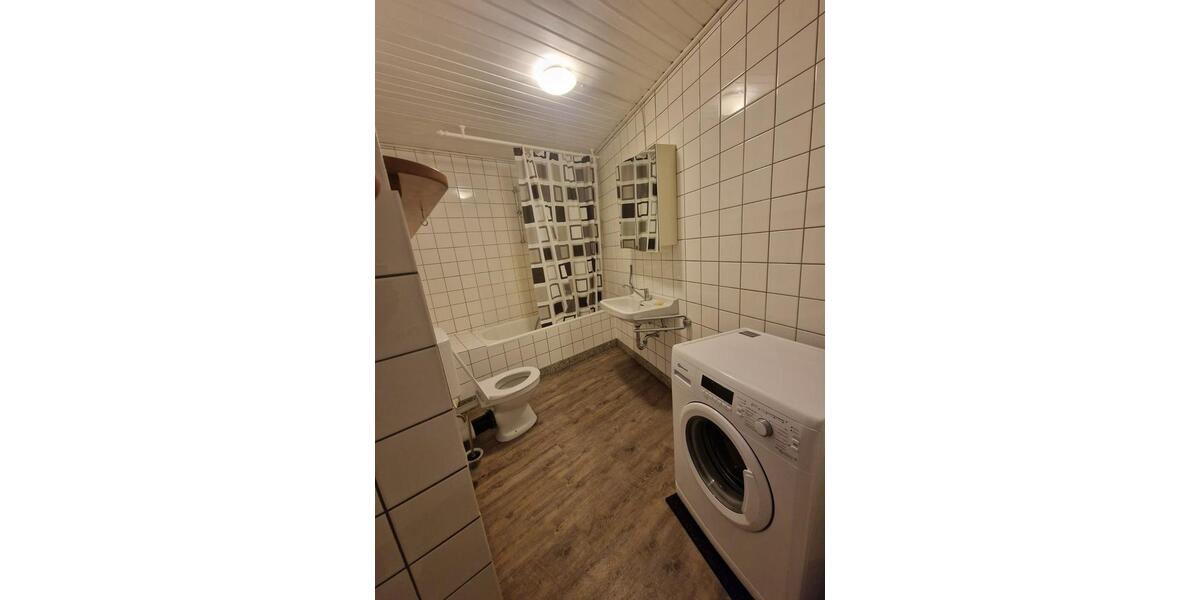 Wohnen auf Zeit Wegberg - 4 Zimmer, 110 m&sup2;, 12&euro; | Angebot:24901271