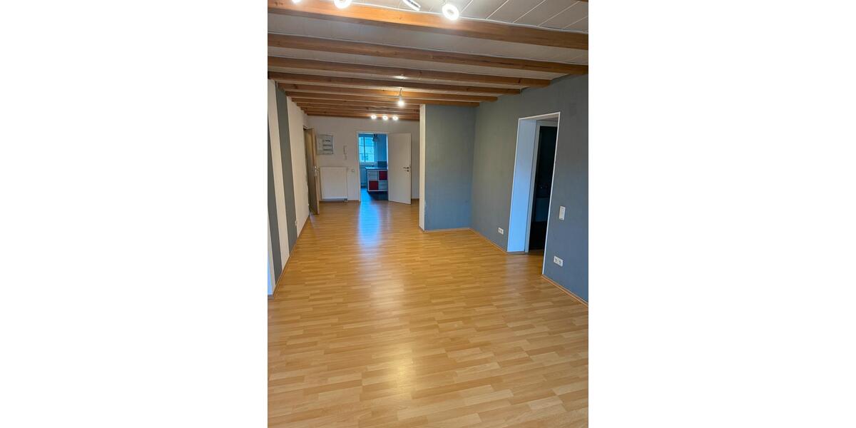 Schöne helle 85 qm Wohnung in Oberthal-Güdesweiler zu vermieten 3 zimmer