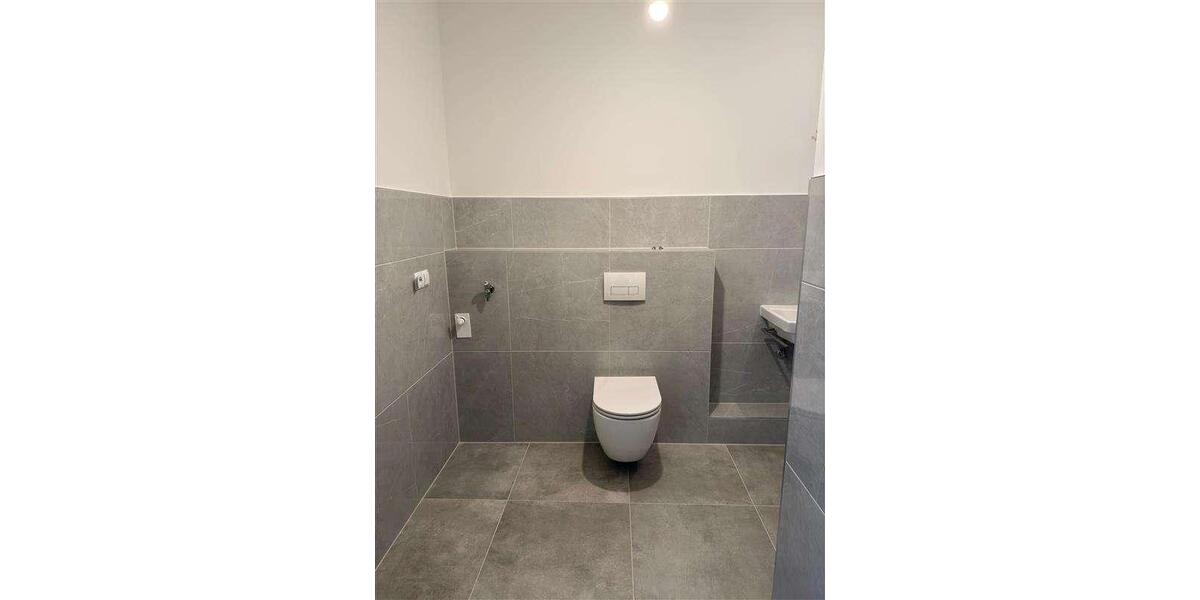 Etagenwohnung Bielefeld - 5 Zimmer, 122 m&sup2;, 1.520&euro; | Angebot:26099695