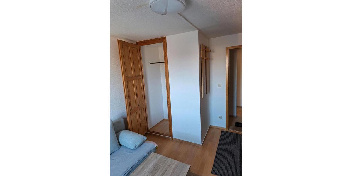 Dachgeschoßwohnung Prenzlau - 1 Zimmer, 27 m&sup2;, 420&euro; | Angebot:25942021