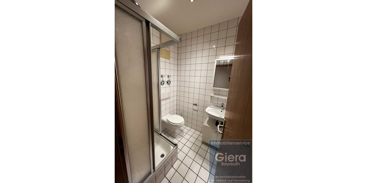 Etagenwohnung Bayreuth City - 1 Zimmer, 21 m&sup2;, 350&euro; | Angebot:24891822