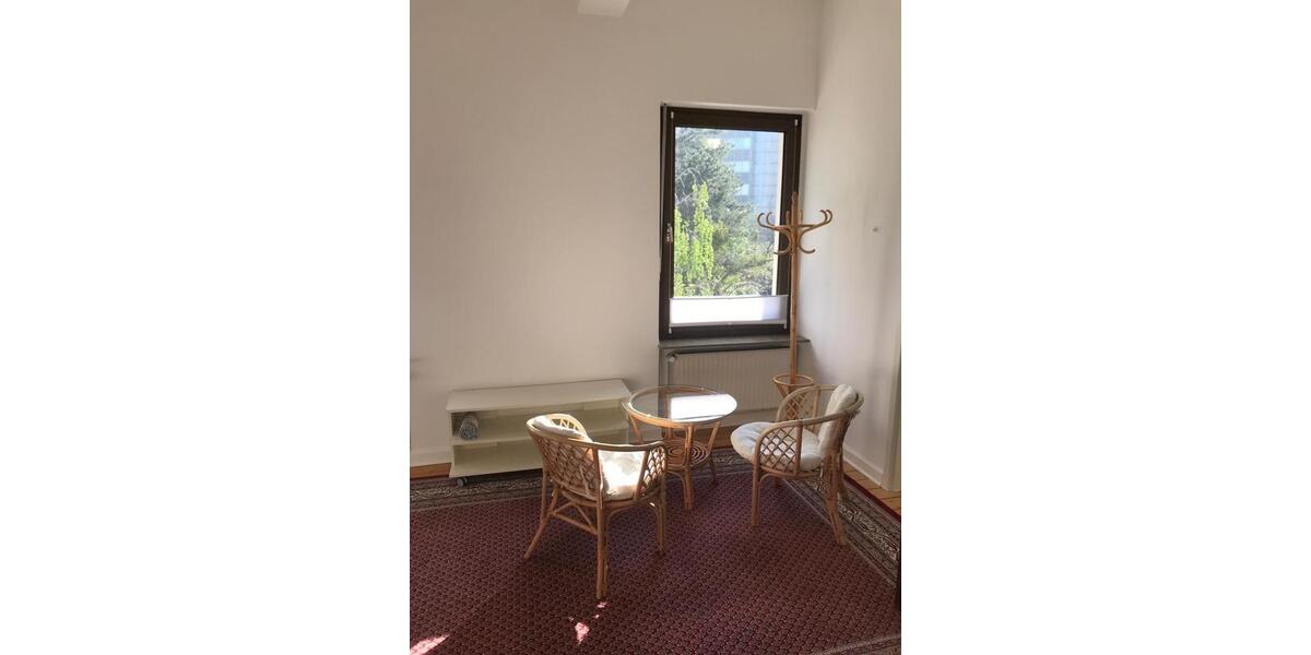 Etagenwohnung Bonn - 2 Zimmer, 30 m&sup2;, 850&euro; | Angebot:26651778