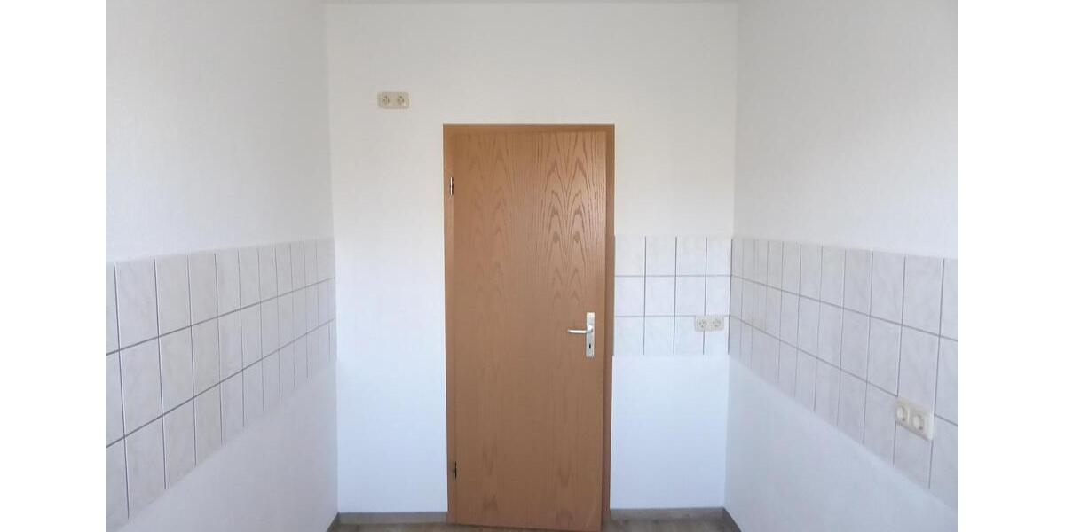 Etagenwohnung Saalfeld (Saale) - 3 Zimmer, 59 m&sup2;, 323&euro; | Angebot:17498420