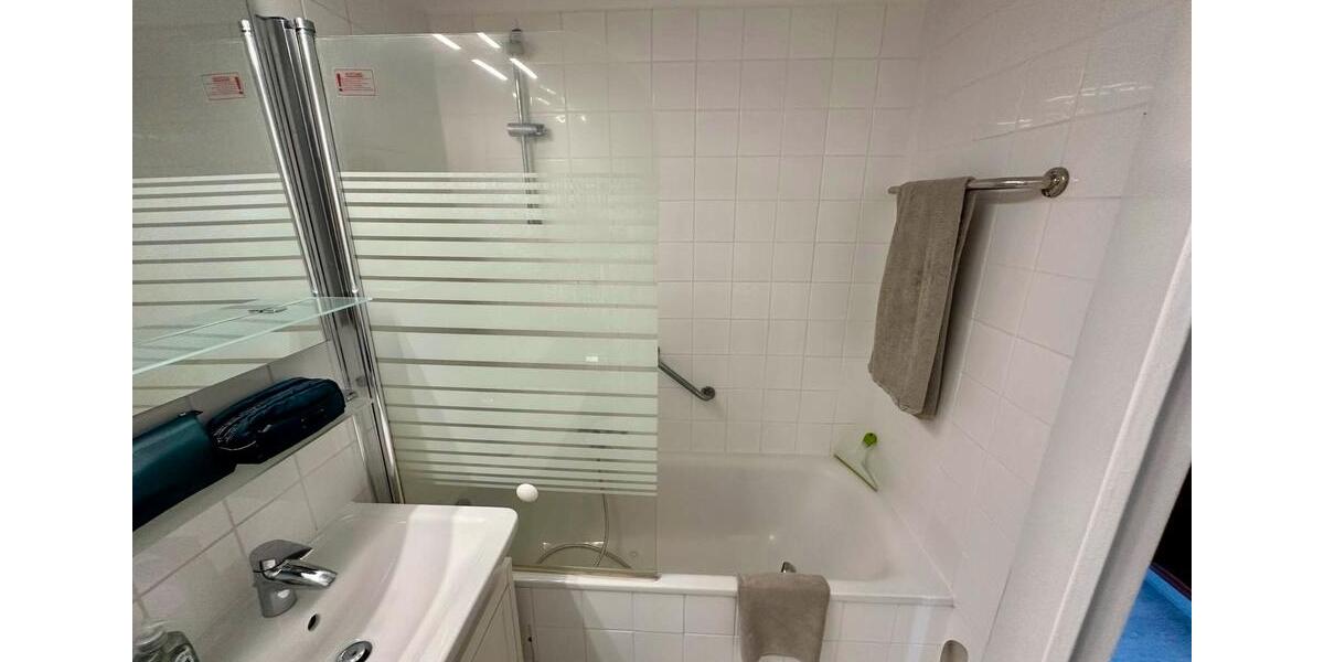 Etagenwohnung Bremerhaven Mitte - 1 Zimmer, 35 m&sup2;, 950&euro; | Angebot:26026068