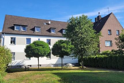 Sanierte Wohnung · 1.OG · Bezugsfertig · für 1 bis 2 Personen 2 zimmer