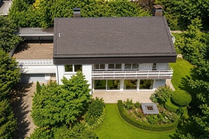 Großes Familienhaus am Sonnenhang mit Doppelgarage - Haus Eppstein-Vockenhausen Vockenhausen | Angebot:27120640