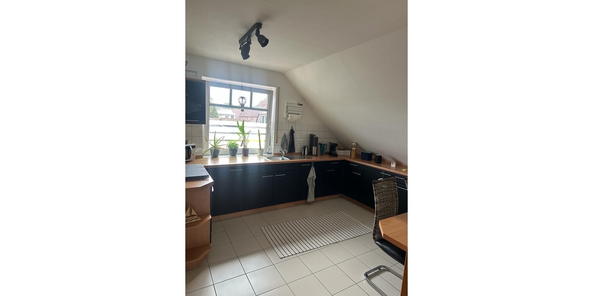 Gepflegte 2-Zimmer-Dachgeschosswohnung in Papenburg - Dachgeschoßwohnung Papenburg | Angebot:26974683