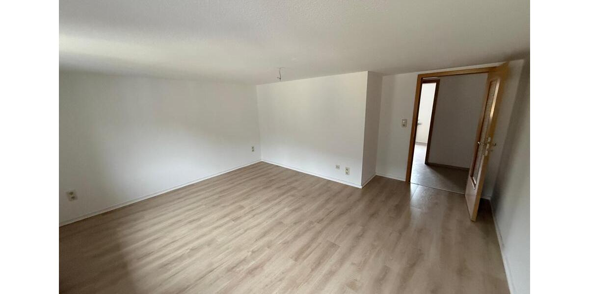 Etagenwohnung Auma-Weidatal Weidatal - 3 Zimmer, 64 m&sup2;, 335&euro; | Angebot:25138394