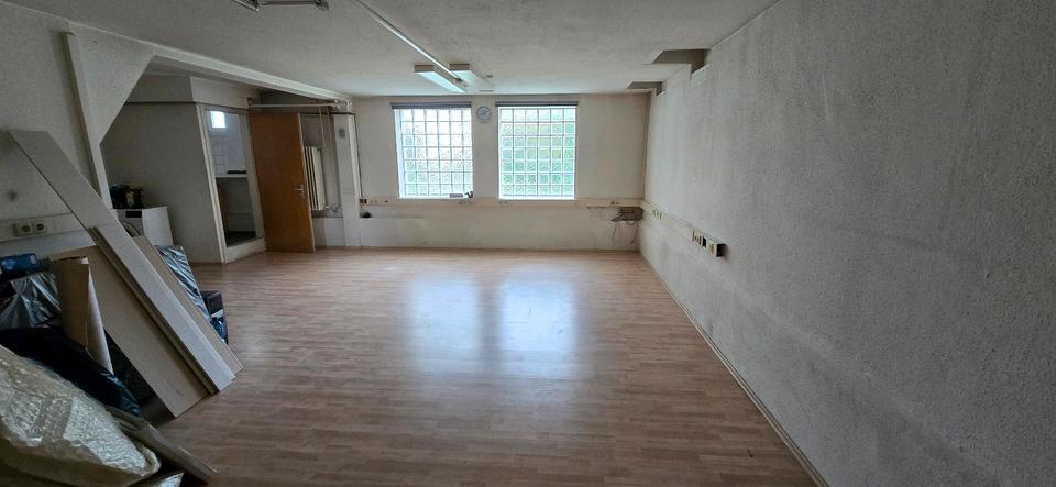 Gewerbeobjekt Ludwigsburg - 1.590&euro; | Angebot:25211106