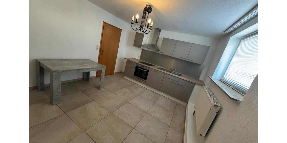 Etagenwohnung Lehrte - 3 Zimmer, 122 m&sup2;, 800&euro; | Angebot:26612180