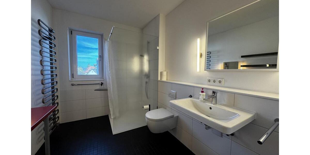 Dachgeschoßwohnung Neuburg an der Donau - 2 Zimmer, 62 m&sup2;, 830&euro; | Angebot:25781296