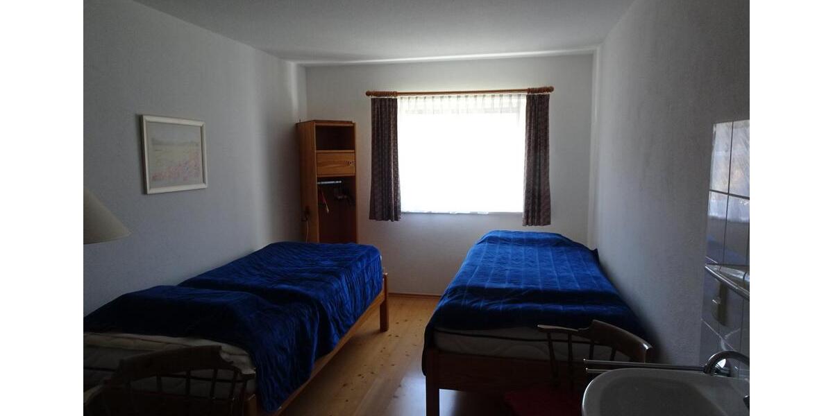 Etagenwohnung Gerstungen - 3 Zimmer, 75 m&sup2;, 400&euro; | Angebot:25935103