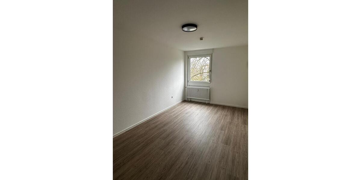 Etagenwohnung Neustadt an der Weinstraße - 4 Zimmer, 94 m&sup2;, 1.250&euro; | Angebot:24858453