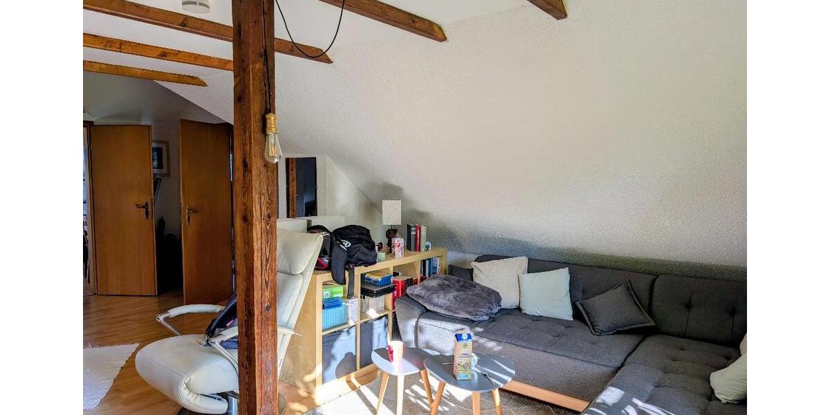Dachgeschoßwohnung Wilhelmshaven - 2 Zimmer, 45 m&sup2;, 430&euro; | Angebot:26687659