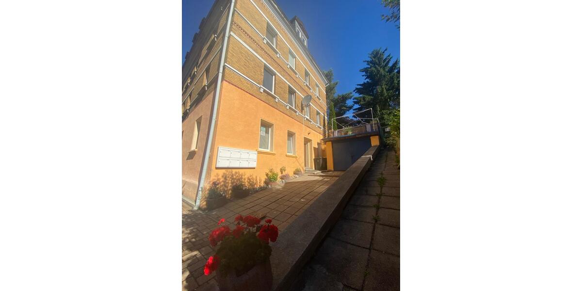 Dachgeschoßwohnung Seifhennersdorf - 3 Zimmer, 79 m&sup2;, 305&euro; | Angebot:24766839