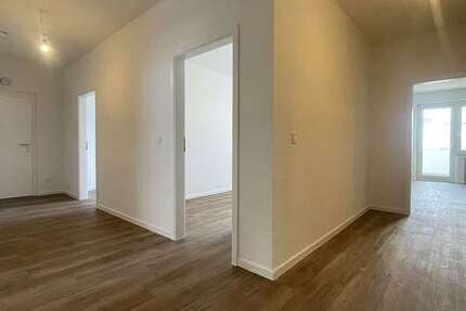 Wohnung zum Mieten in Düsseldorf 1.540 € 110 m² 4 zimmer