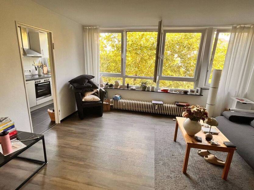 **** schicke 2 Zimmer – Wohnung mit EBK, Fahrstuhl, im Zentrum, Kleppingstr. ****