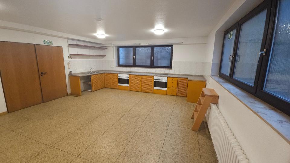 Gewerbeobjekt Neukirchen-Vluyn Vluyn - 2.200&euro; | Angebot:25958358