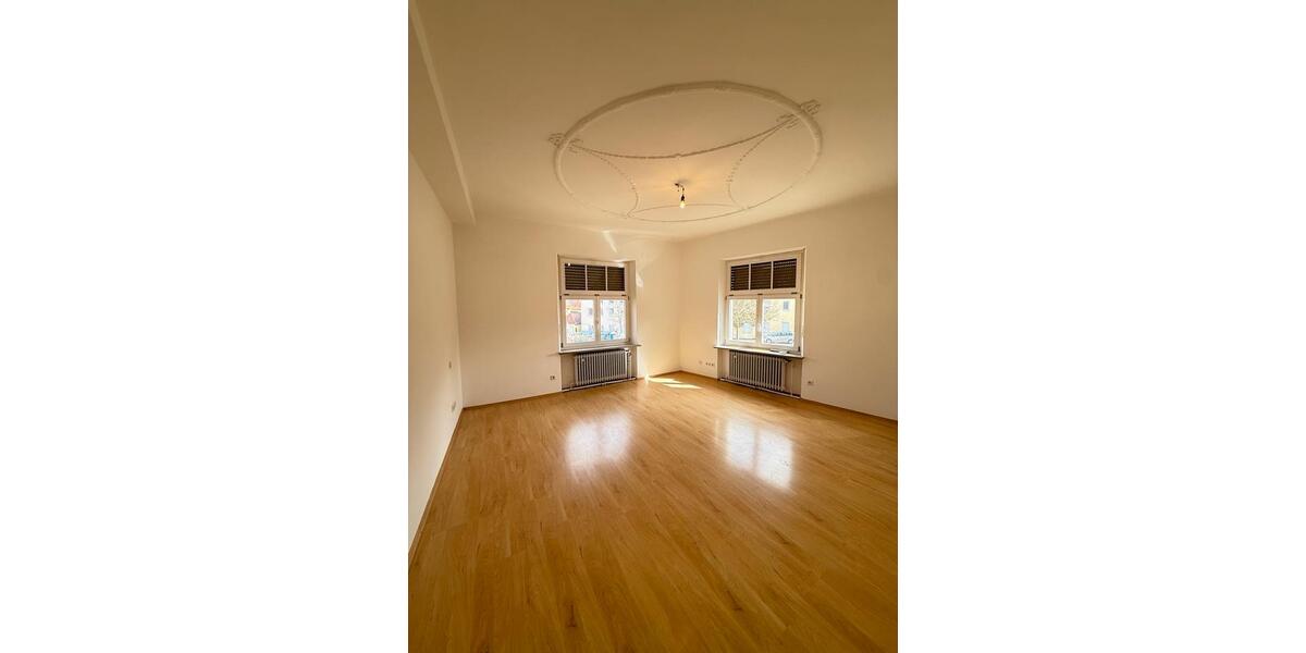 Etagenwohnung Ansbach - 5 Zimmer, 159 m&sup2;, 1.500&euro; | Angebot:25986577