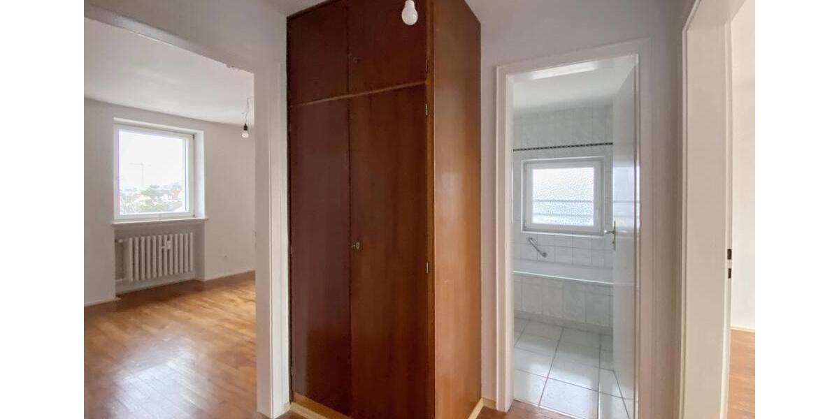 Etagenwohnung Augsburg Oberhausen - 3 Zimmer, 75 m&sup2;, 850&euro; | Angebot:25125163