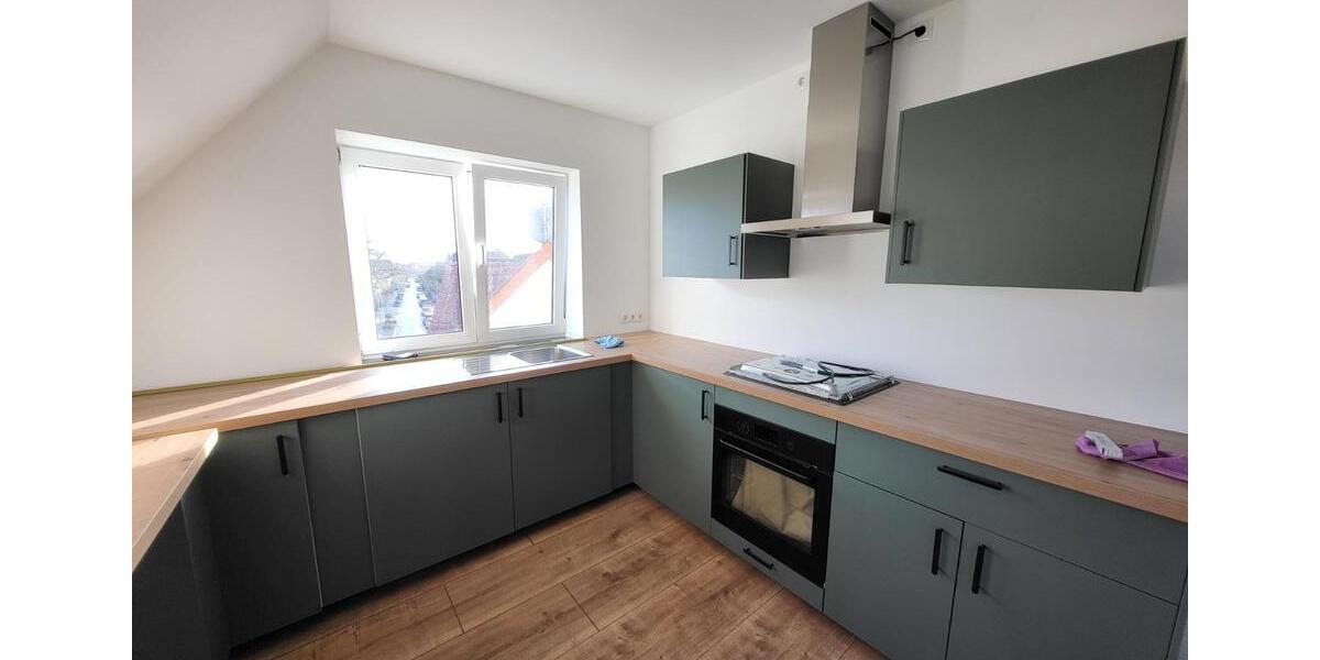 Dachgeschoßwohnung Bremen Hemelingen - 4 Zimmer, 97 m&sup2;, 1.250&euro; | Angebot:25645799